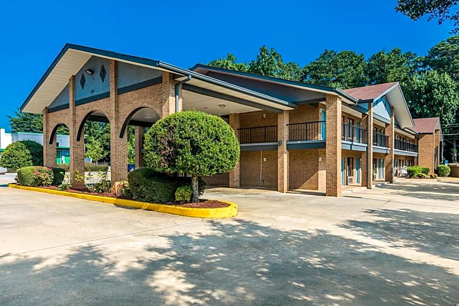 Americas Best Value Inn Stockbridge