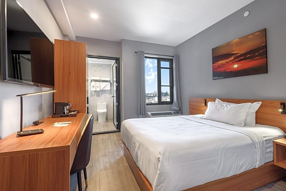 Liberty view brooklyn hotel