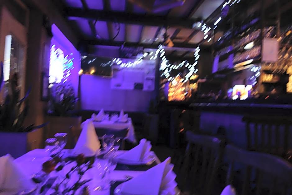 Elckerlyck Inn Hotel