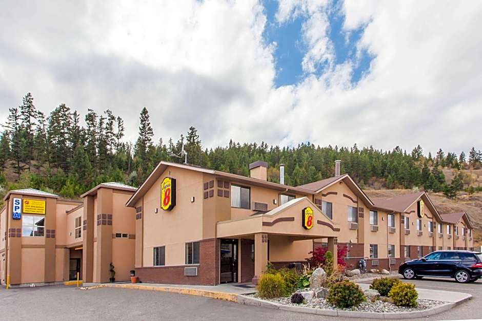 Super 8 by Wyndham Kamloops BC