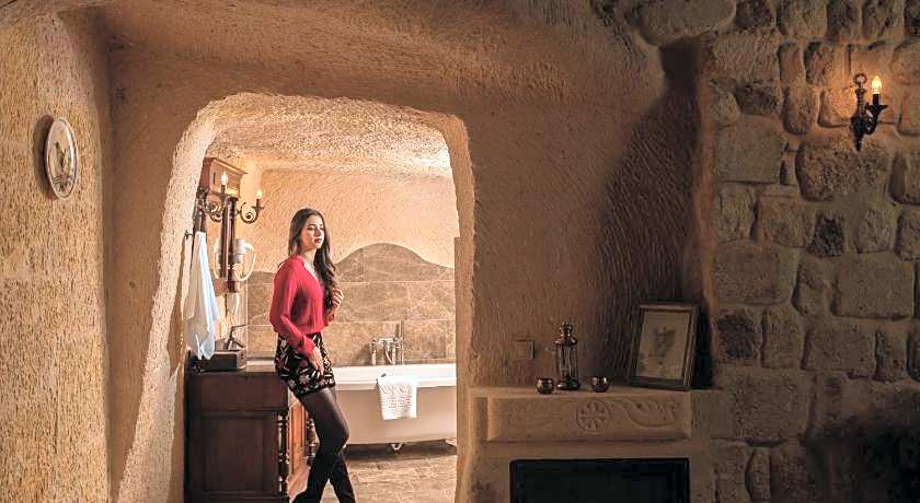 Acropolis Cave Suites