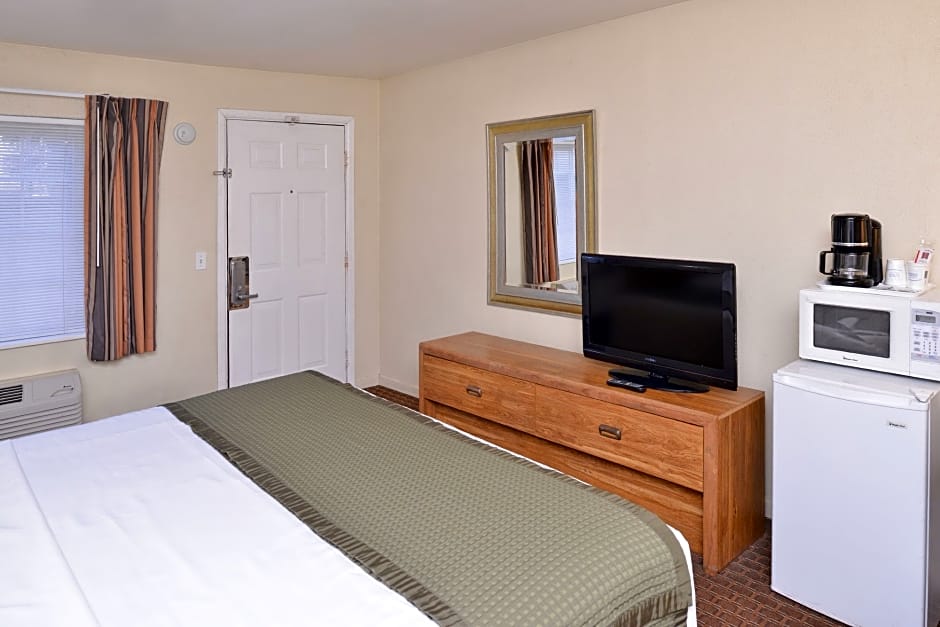 Travelodge by Wyndham Eugene Downtown/University of Oregon