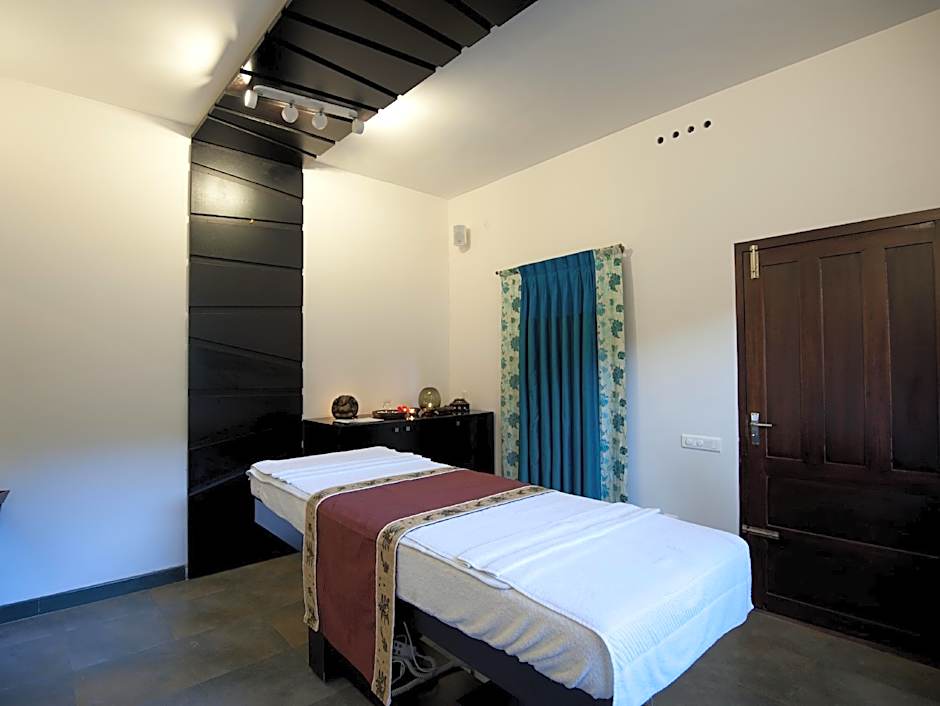 Niraamaya Retreats Cardamom Club