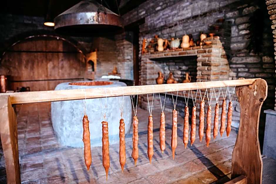 Château Mosmieri Hotel & Winery