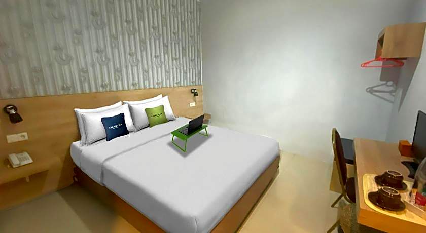Urbanview Hotel Mulia Indah Palopo