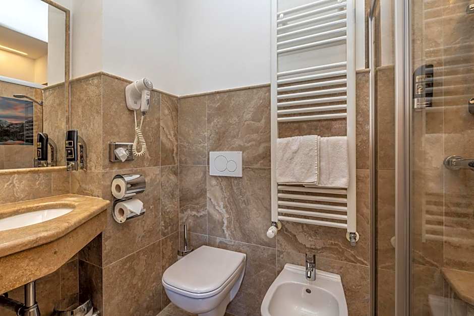 Hotel Tirol- Natural Idyll