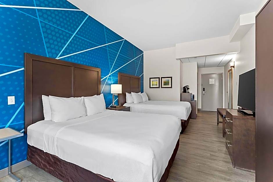 Comfort Inn & Suites Red Deer - Highway 11