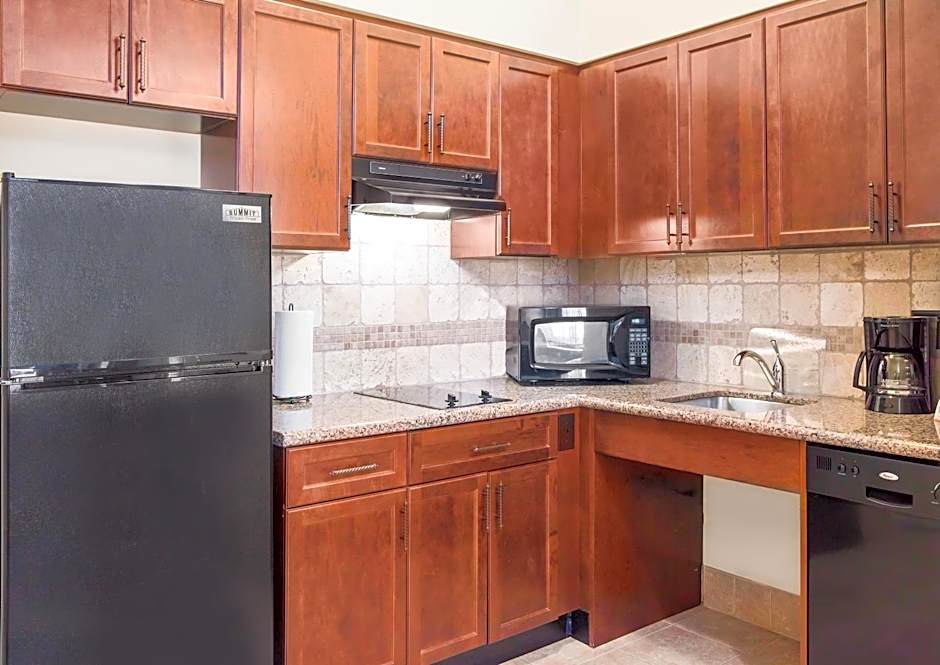 Staybridge Suites El Paso Airport Area By IHG