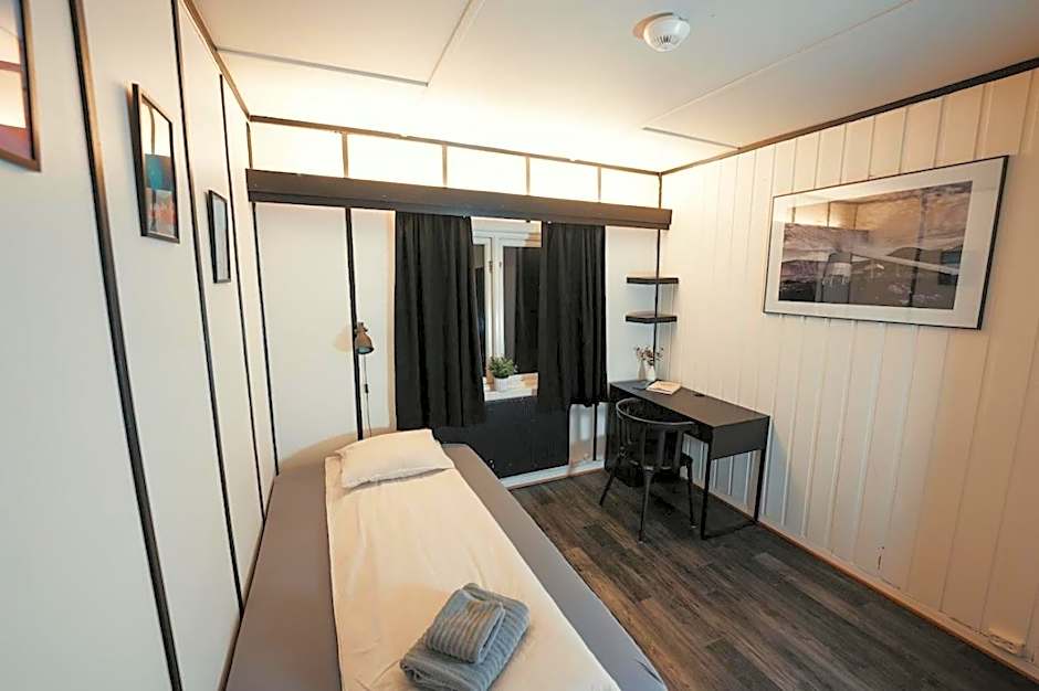 Gjestehuset 102 - your home away from home!