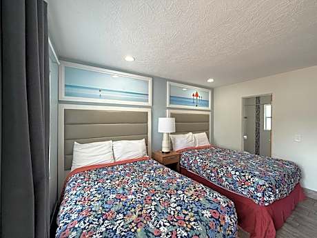 Deluxe Double Room with Shower