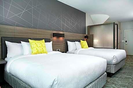 Queen Suite with Two Queen Beds - Hearing Accessible