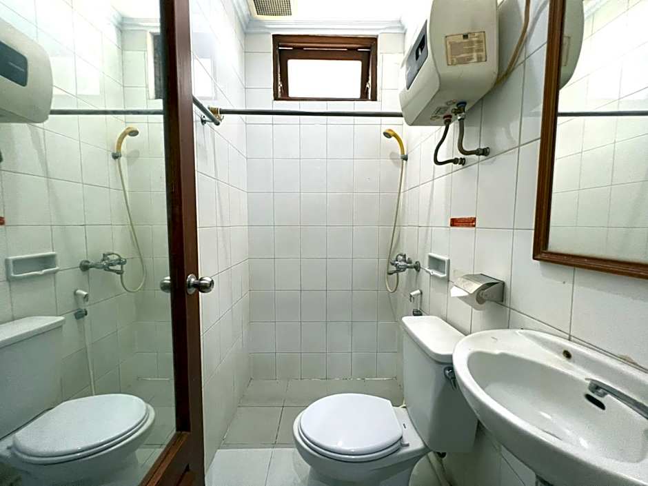 Hotel Winotosastro by Athelu