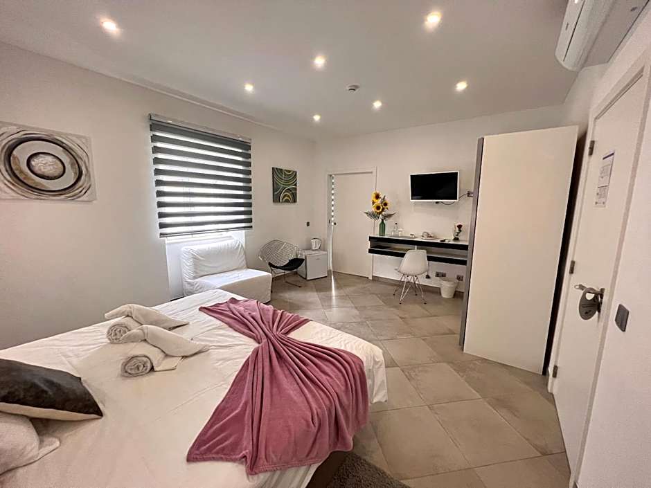 Carvoeiro B&B and SPA