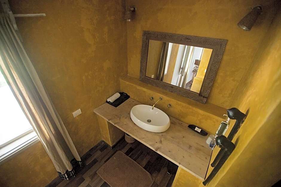 Uzuri Boutique Hotel