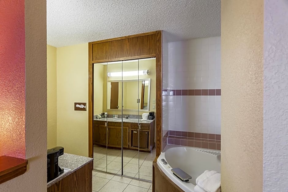 Quality Inn & Suites Lincoln South