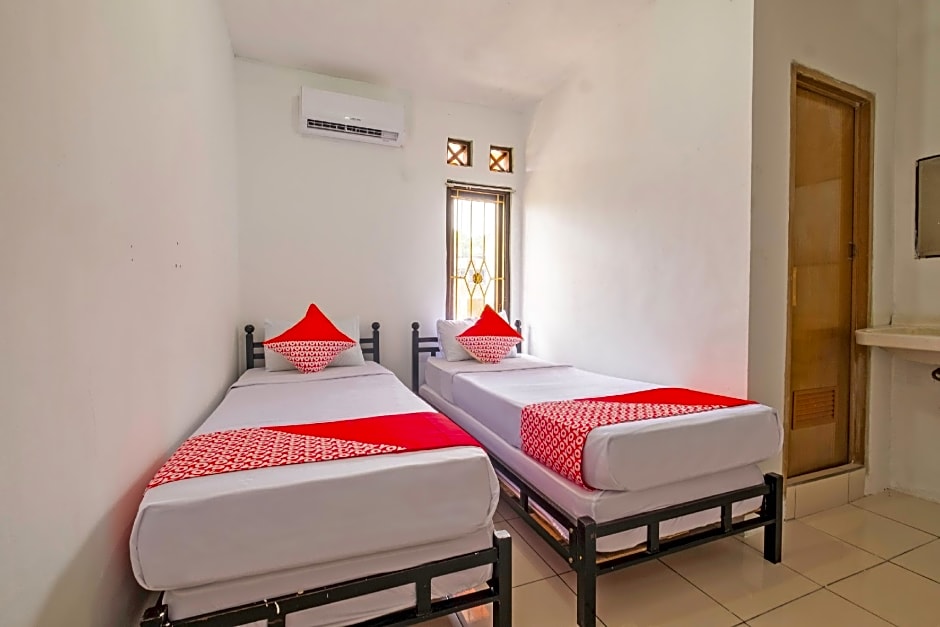 OYO 2562 Pondok Tajlibu Syifa Syariah