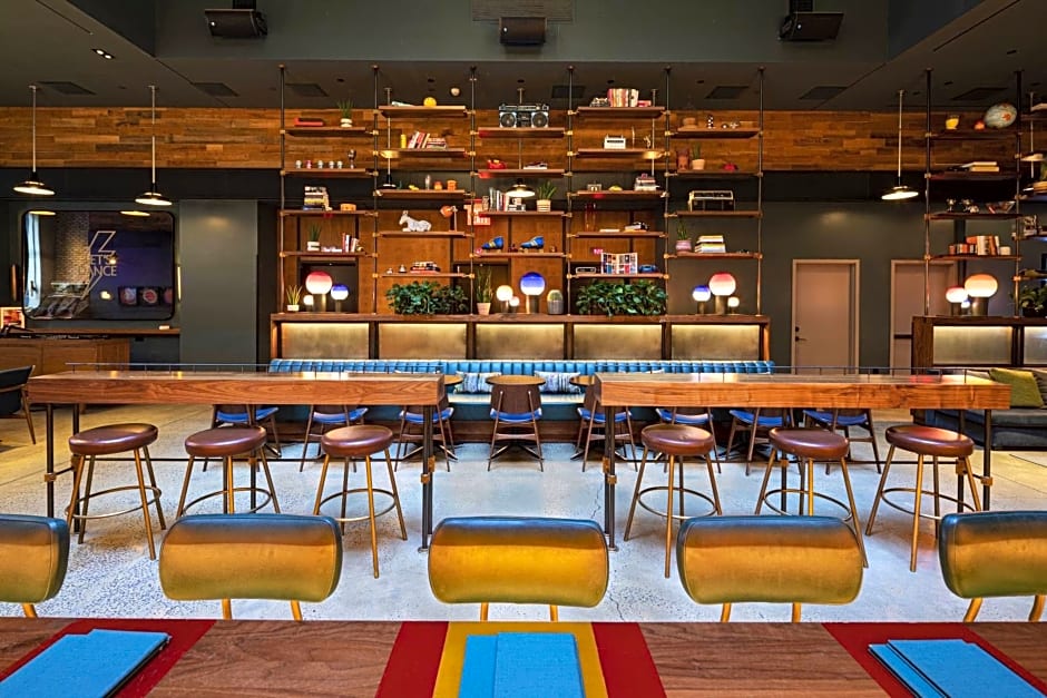 Moxy by Marriott NYC Downtown