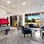 Red Roof PLUS & Suites Virginia Beach - Seaside