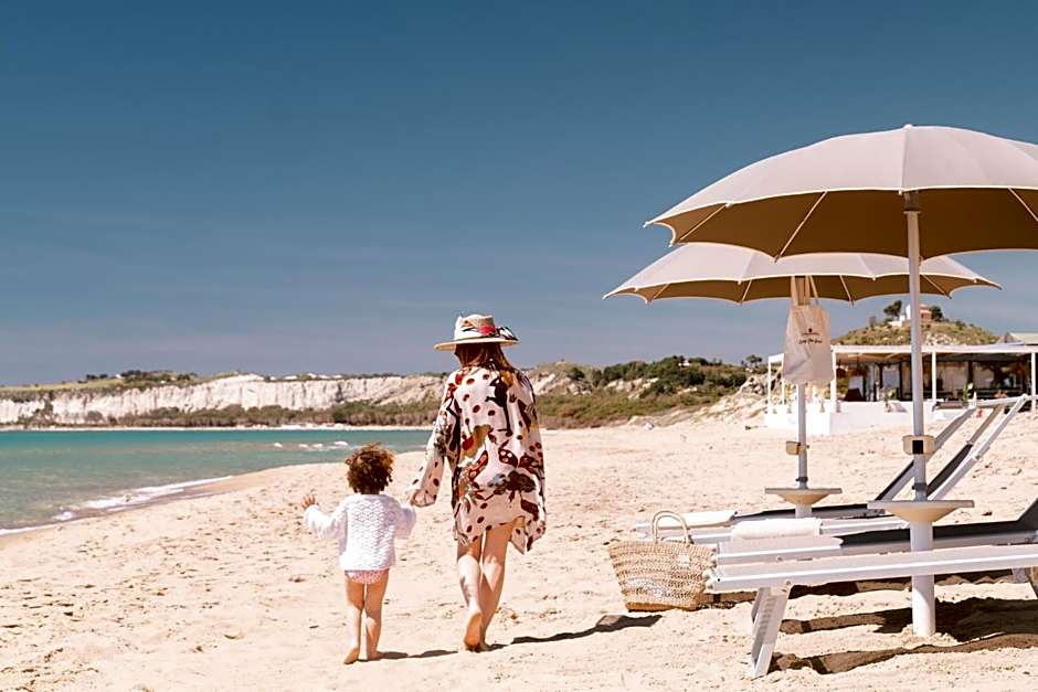 Luna Minoica Suites and Apartments