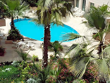 Petra Palace Hotel