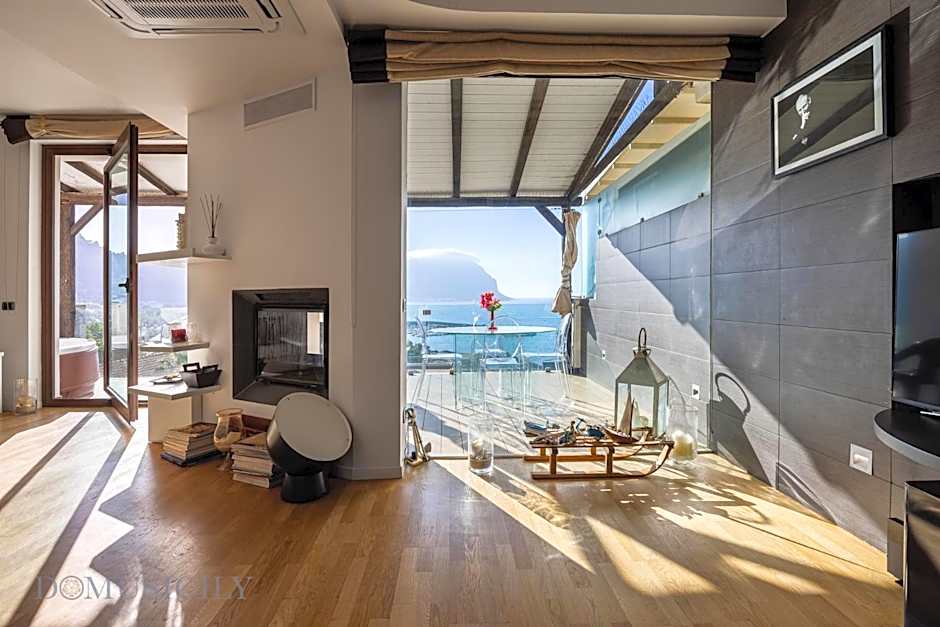 Villa Maurino by DomuSicily