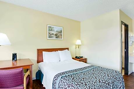 1 Double Bed Non-Smoking