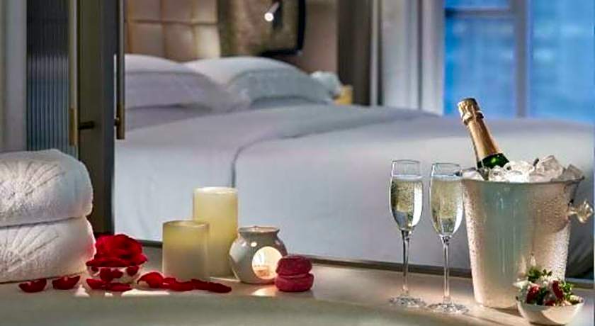 The Landmark Mandarin Oriental Hong Kong