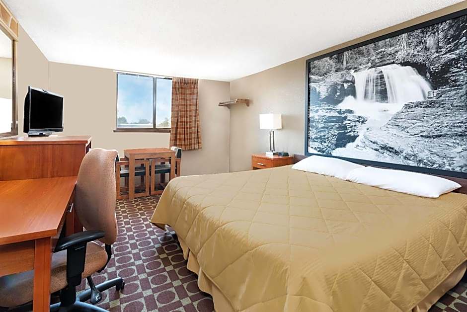 Super 8 by Wyndham Miles City