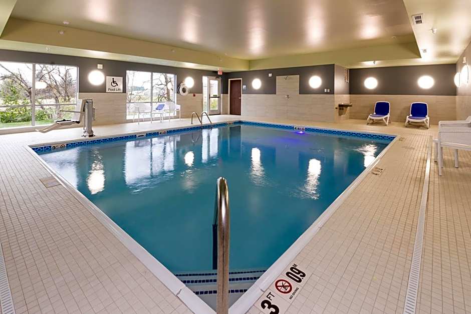 Holiday Inn Express And Suites Auburn By IHG