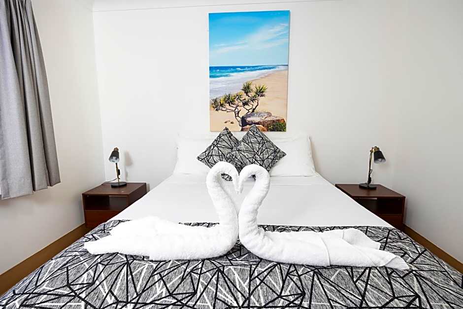 Forster Holiday Village