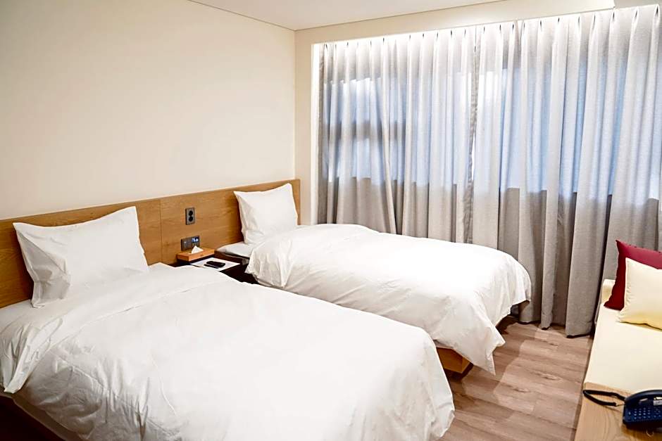 Eden Foret Hotel