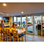 Amazing Condos Beautiful View 2 Blocks To French Quarter, Small Rooftop Pool, Gym, Seanger Theater, Super Dome, And Bourbon St