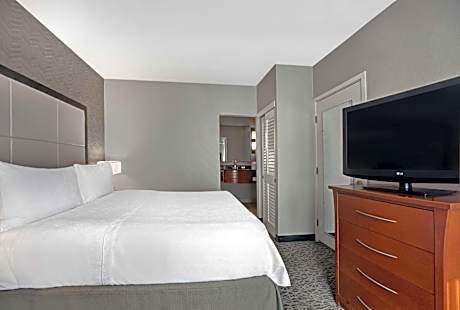 1 King Bed 1 Bedroom Suite Nonsmoking