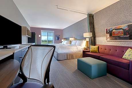 Studio Suite with Two Queen Beds and Tub - Mobility Access