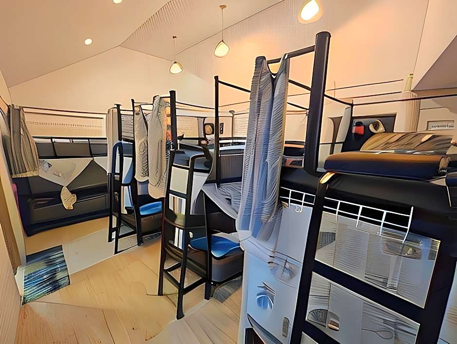 Hideout Hostel