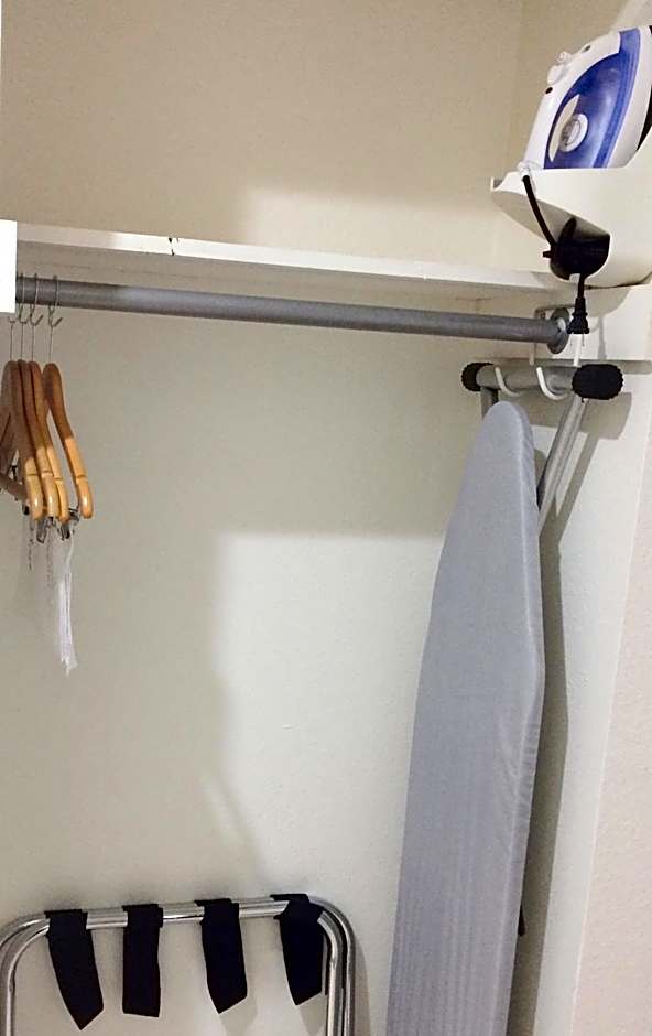 Scottish Inn & Suites - Conroe