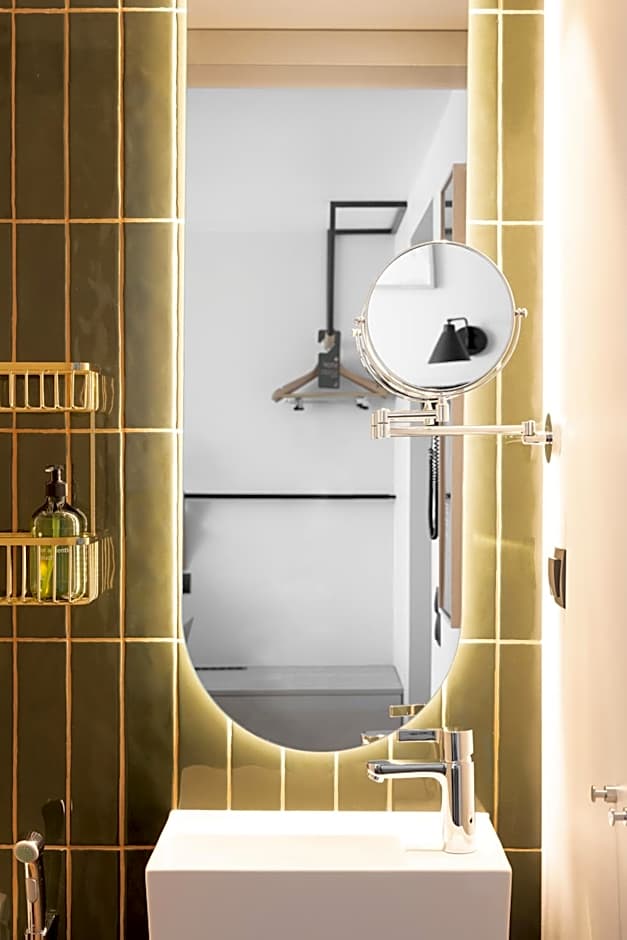 Oru Hub Hotel Tallinn - Handwritten Collection