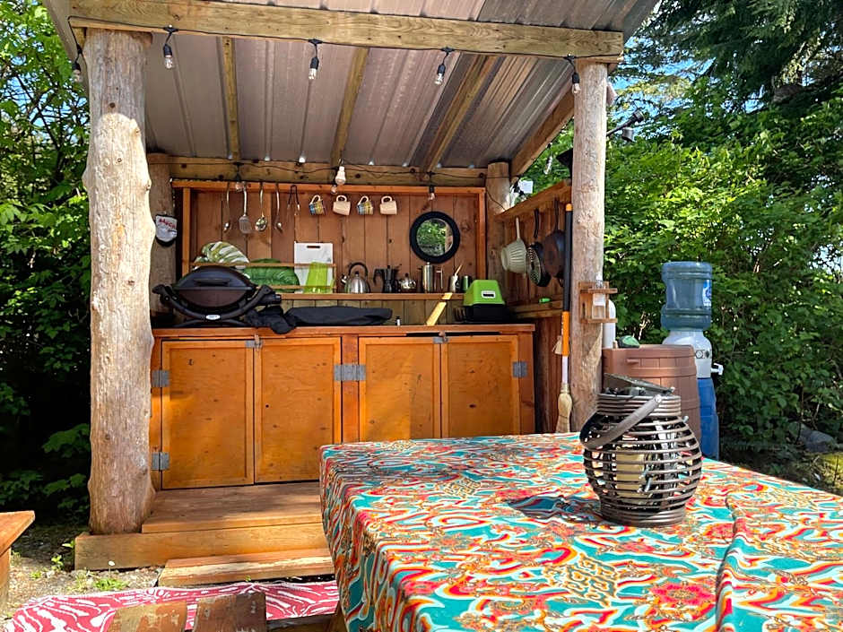 So Damn Lucky Glamping