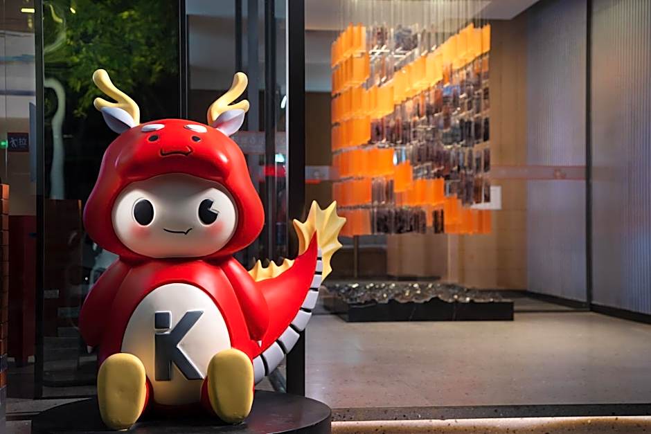 From K Huan Kai Hotel Tiyuxi Metro Station