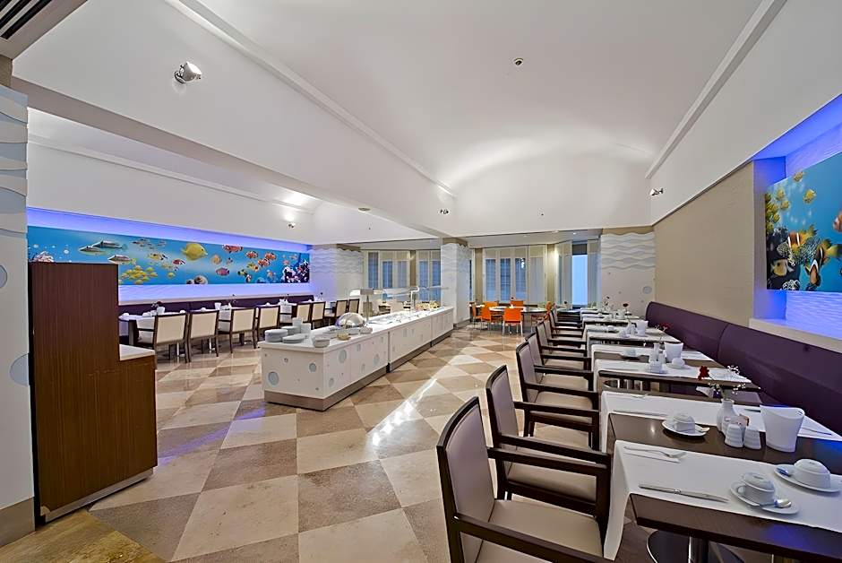 Lara Barut Collection - Ultra All Inclusive