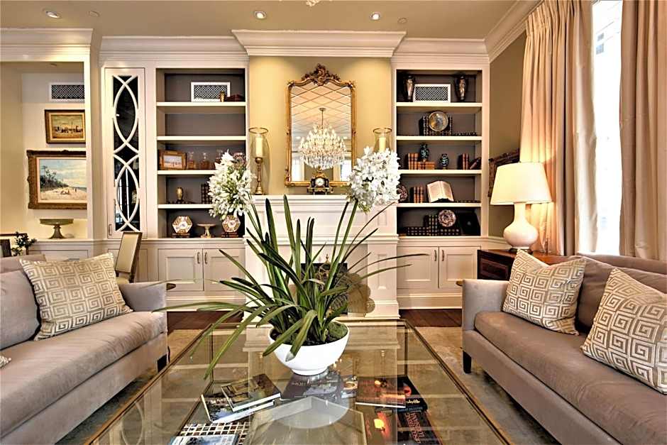 voco St. James Hotel By IHG