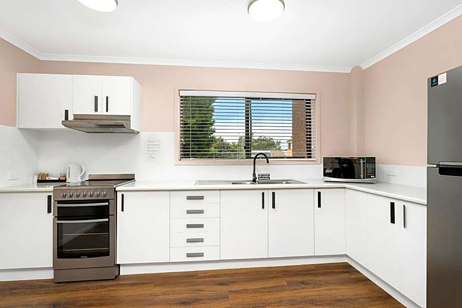 Peninsula Nelson Bay Motel and Serviced Apartments