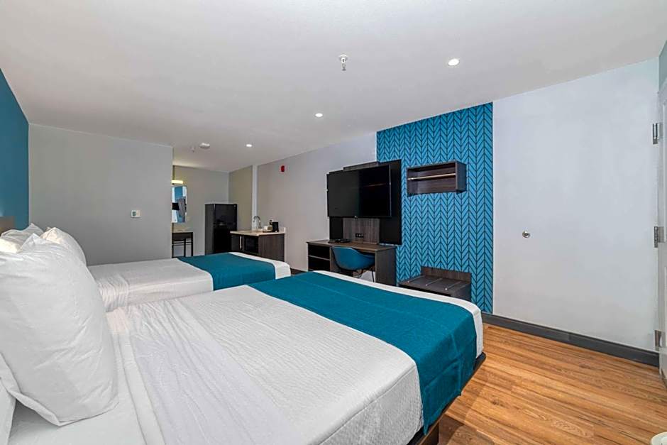 Studio 6 Suites Stockton, CA Waterfront