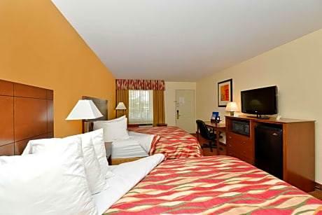 2 Queen Beds, Non-Smoking, Microwave And Refrigerator, Coffee Maker, Hairdryer, Continental Breakfas