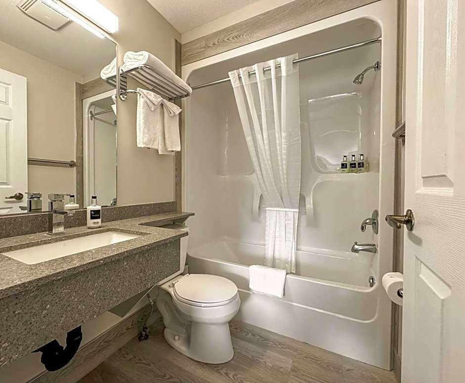 Coast Osoyoos Beach Hotel