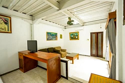 Ayu Homestay Nusa Dua Near ITDC RedPartner