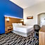 La Quinta Inn & Suites by Wyndham Alvin