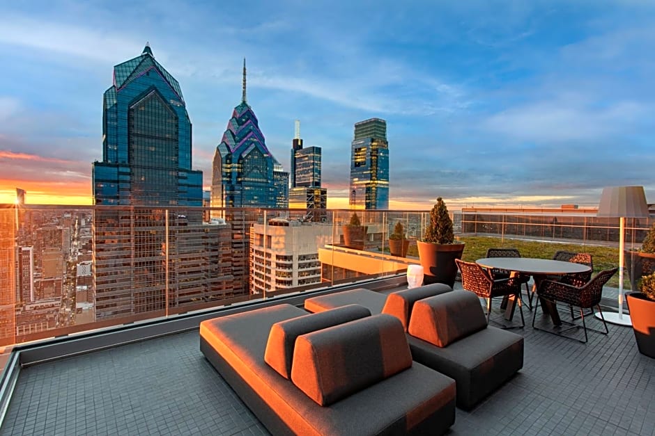 W Philadelphia