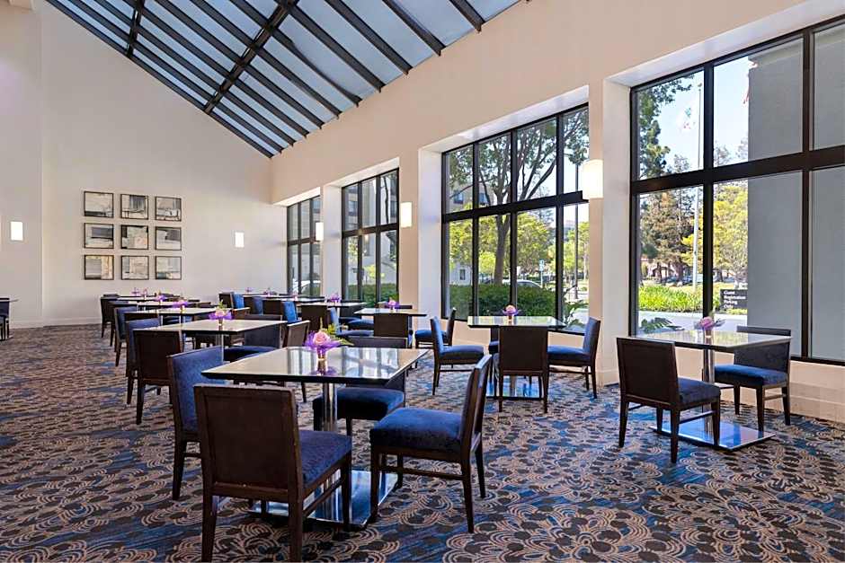 Embassy Suites By Hilton Hotel Santa Clara-Silicon Valley