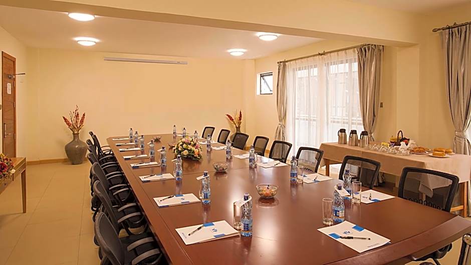 Lotos Inn & Suites -Nairobi, Westlands